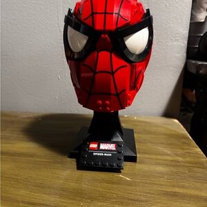 LEGO Marvel Spider-Man mask